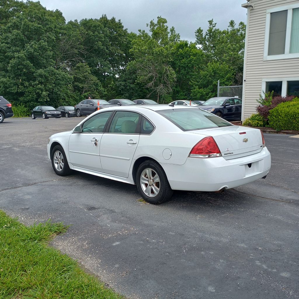 Photo 3 of this CHEVROLET IMPALA LIMITED