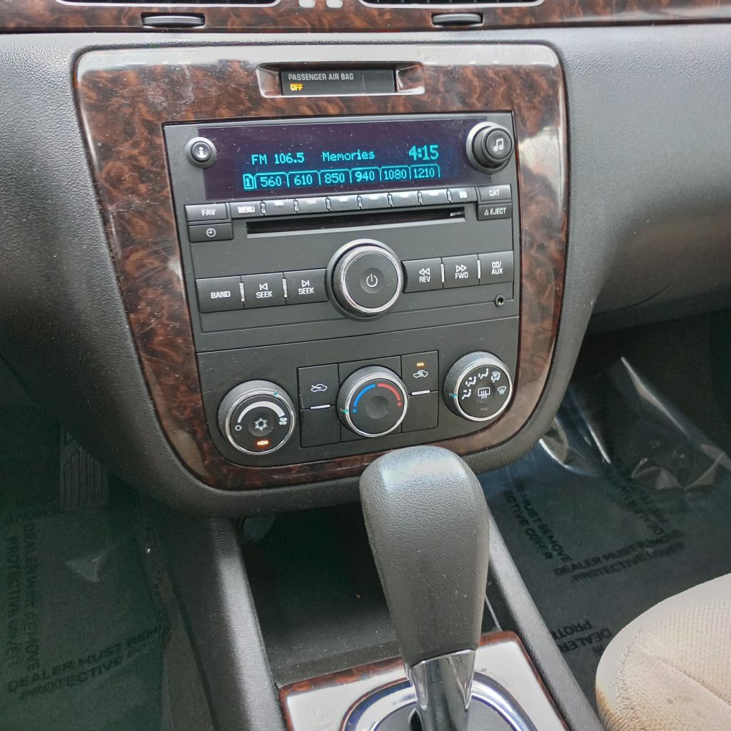 Photo 13 of this CHEVROLET IMPALA LIMITED