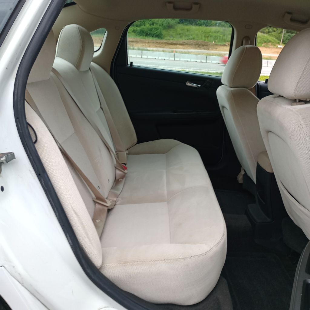 Photo 19 of this CHEVROLET IMPALA LIMITED