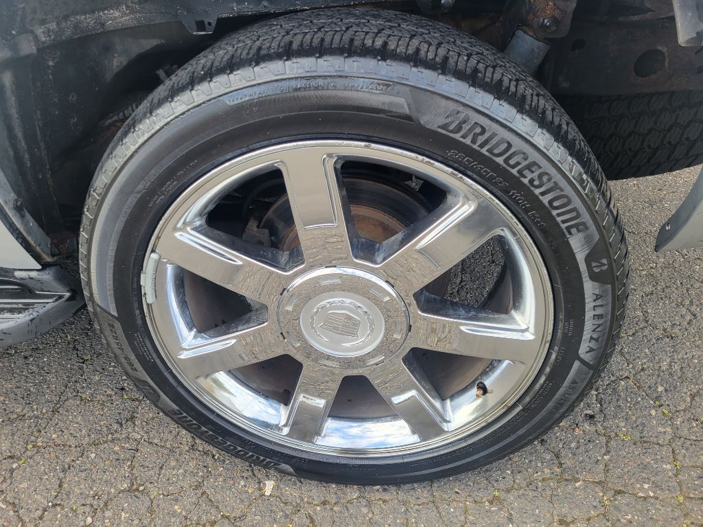 Photo 16 of this CHEVROLET TAHOE