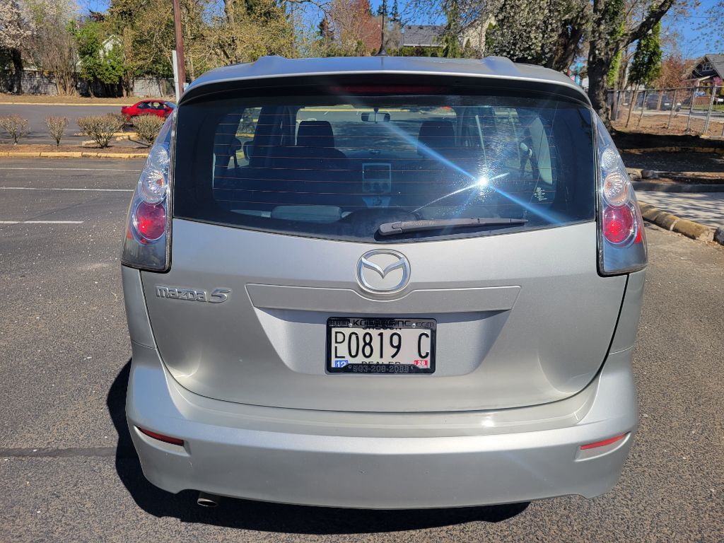 Photo 5 of this MAZDA MAZDA5