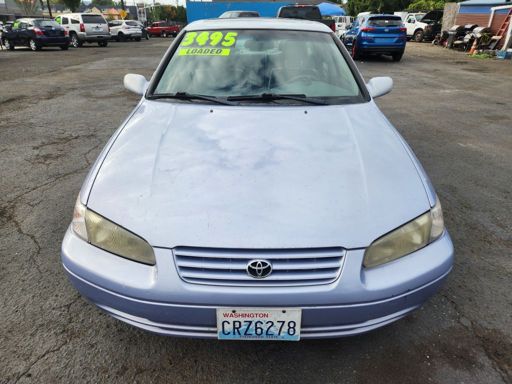 Photo 8 of this TOYOTA CAMRY