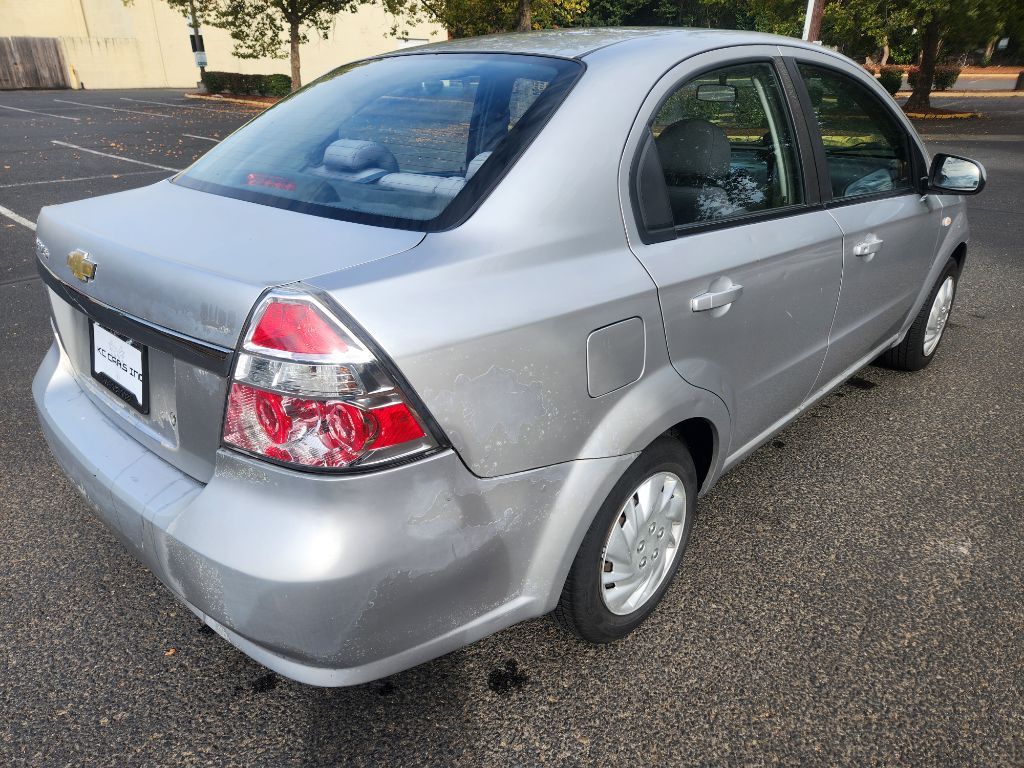 Photo 5 of this CHEVROLET AVEO