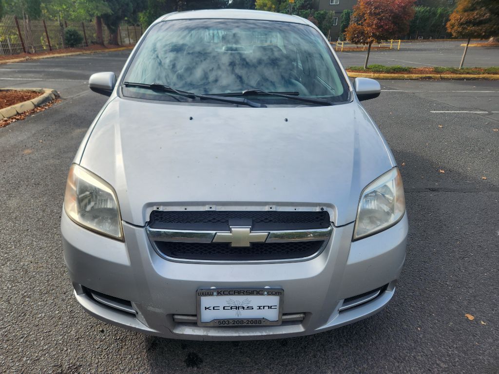 Photo 8 of this CHEVROLET AVEO