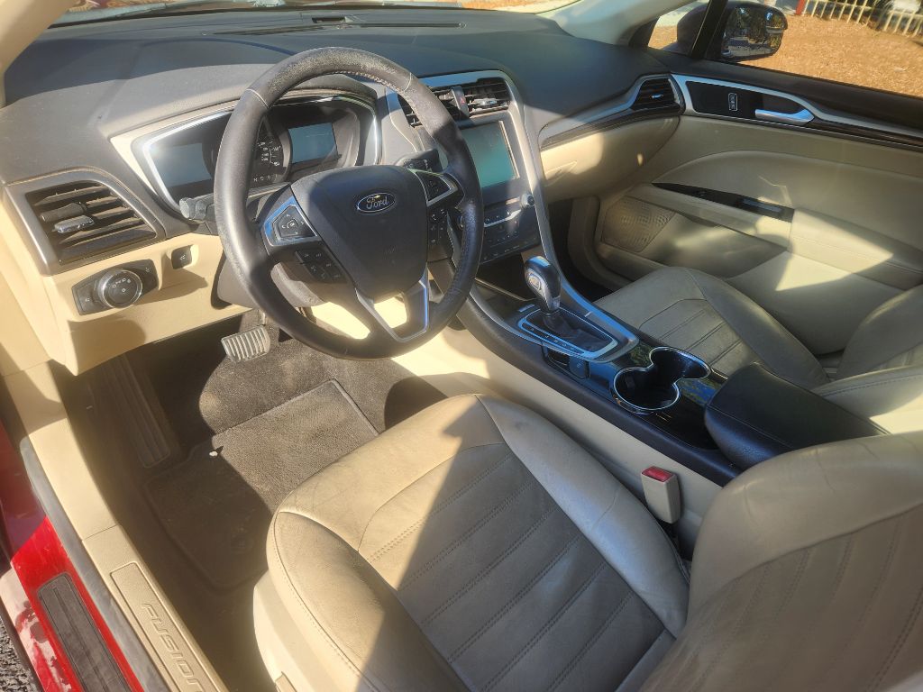 Photo 10 of this FORD FUSION
