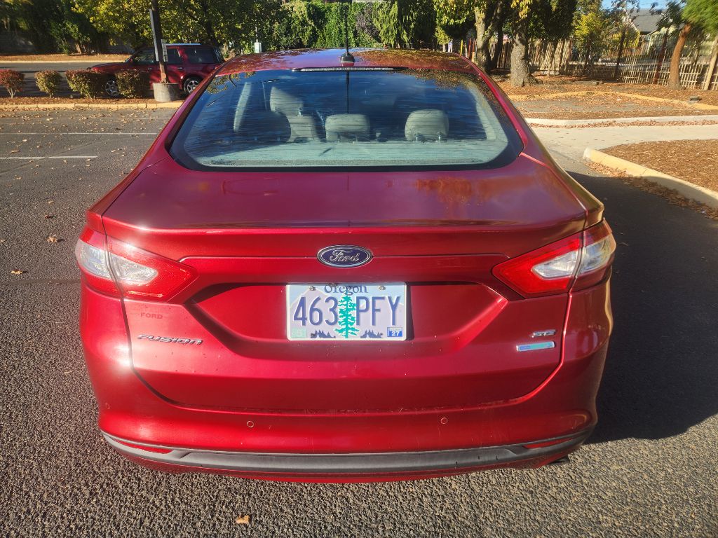 Photo 4 of this FORD FUSION