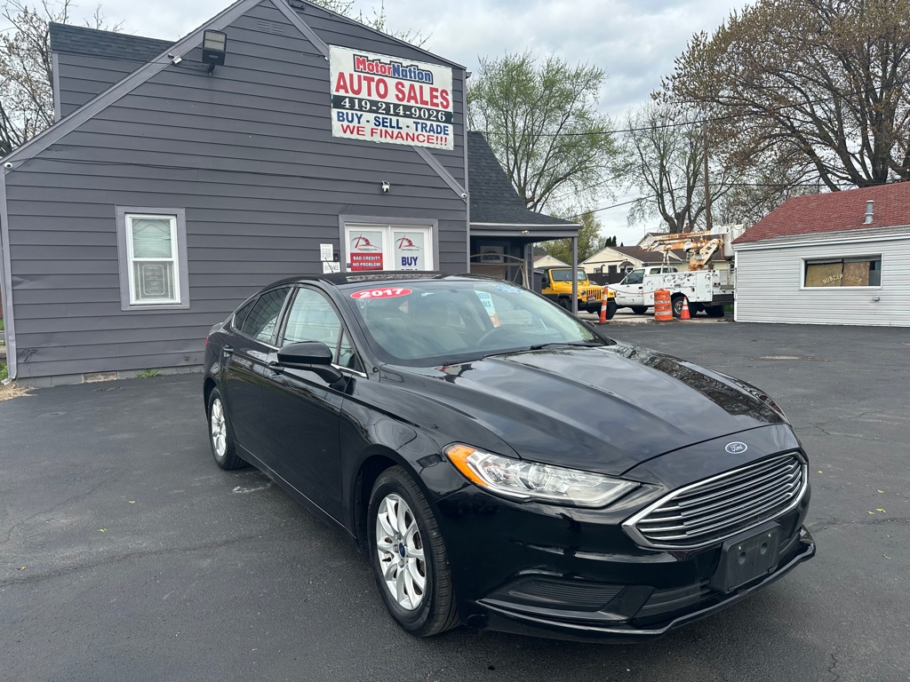 Photo 3 of this FORD FUSION