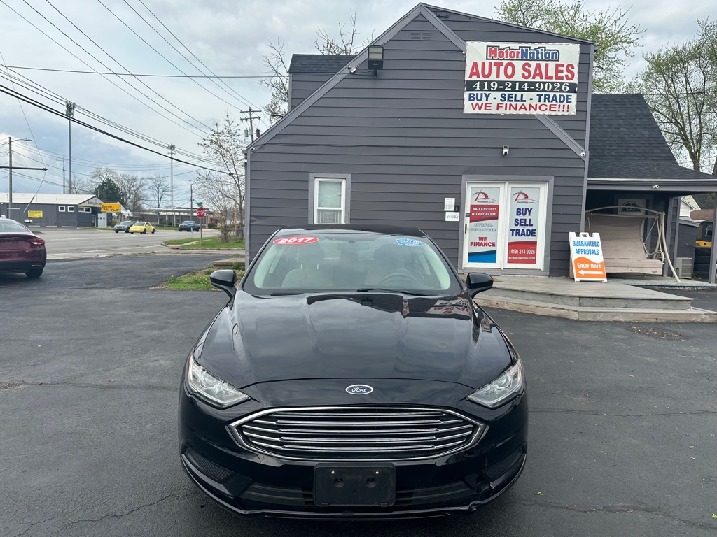 Photo 2 of this FORD FUSION