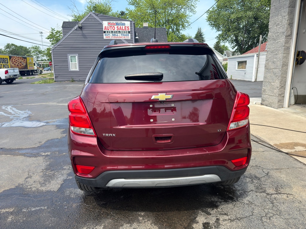 Photo 7 of this CHEVROLET TRAX