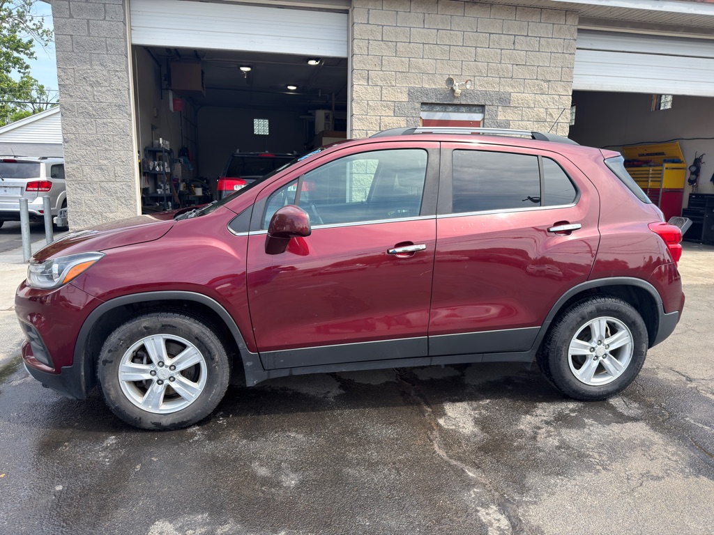 Photo 5 of this CHEVROLET TRAX