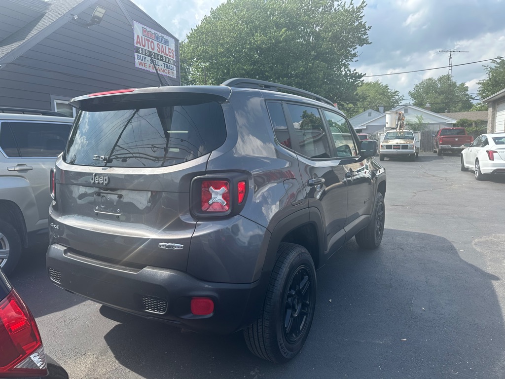 Photo 5 of this JEEP RENEGADE