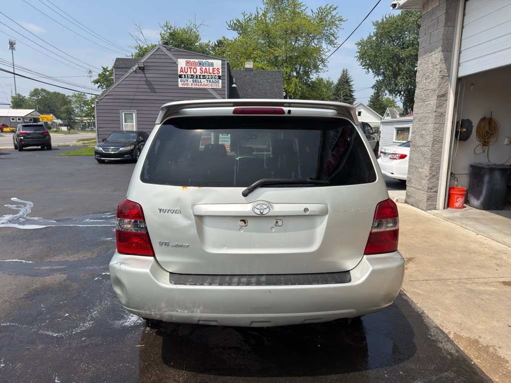 Photo 5 of this TOYOTA HIGHLANDER