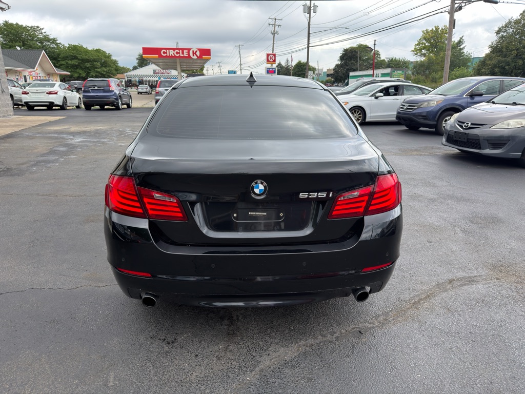 Photo 7 of this BMW 535