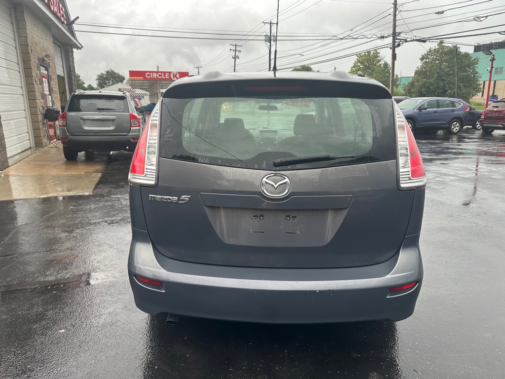 Photo 5 of this MAZDA MAZDA5