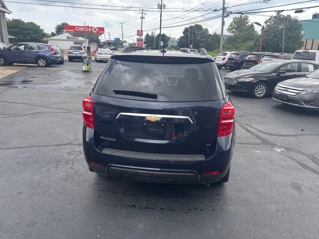 Photo 6 of this CHEVROLET EQUINOX
