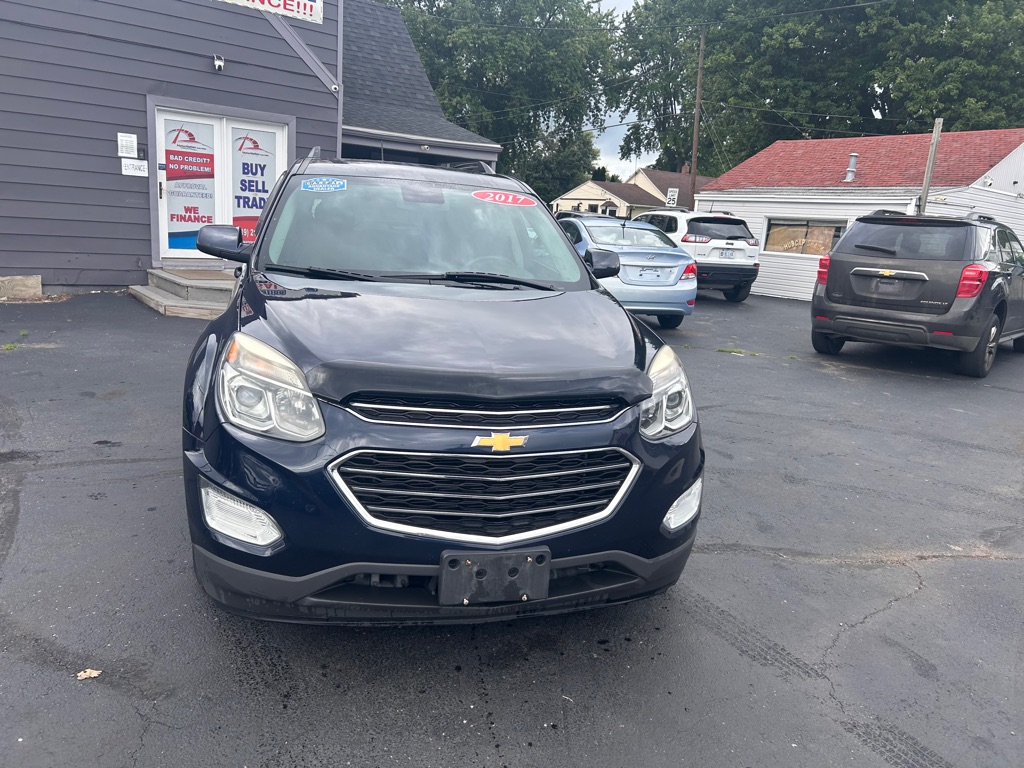 Photo 2 of this CHEVROLET EQUINOX