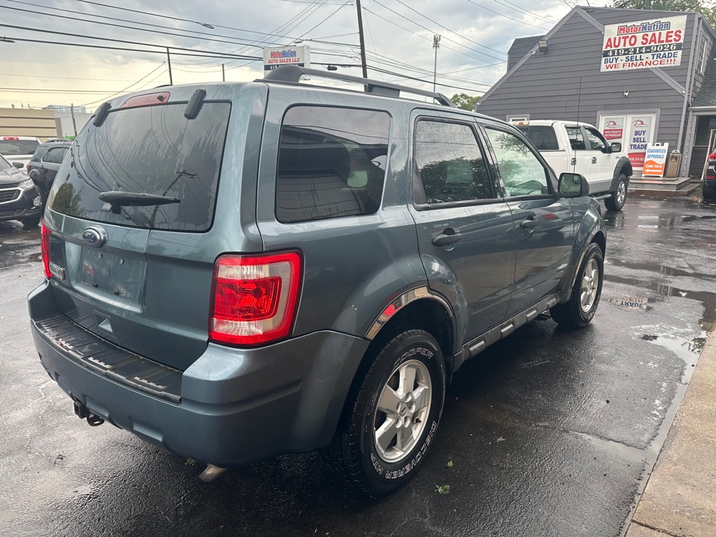 Photo 7 of this FORD ESCAPE