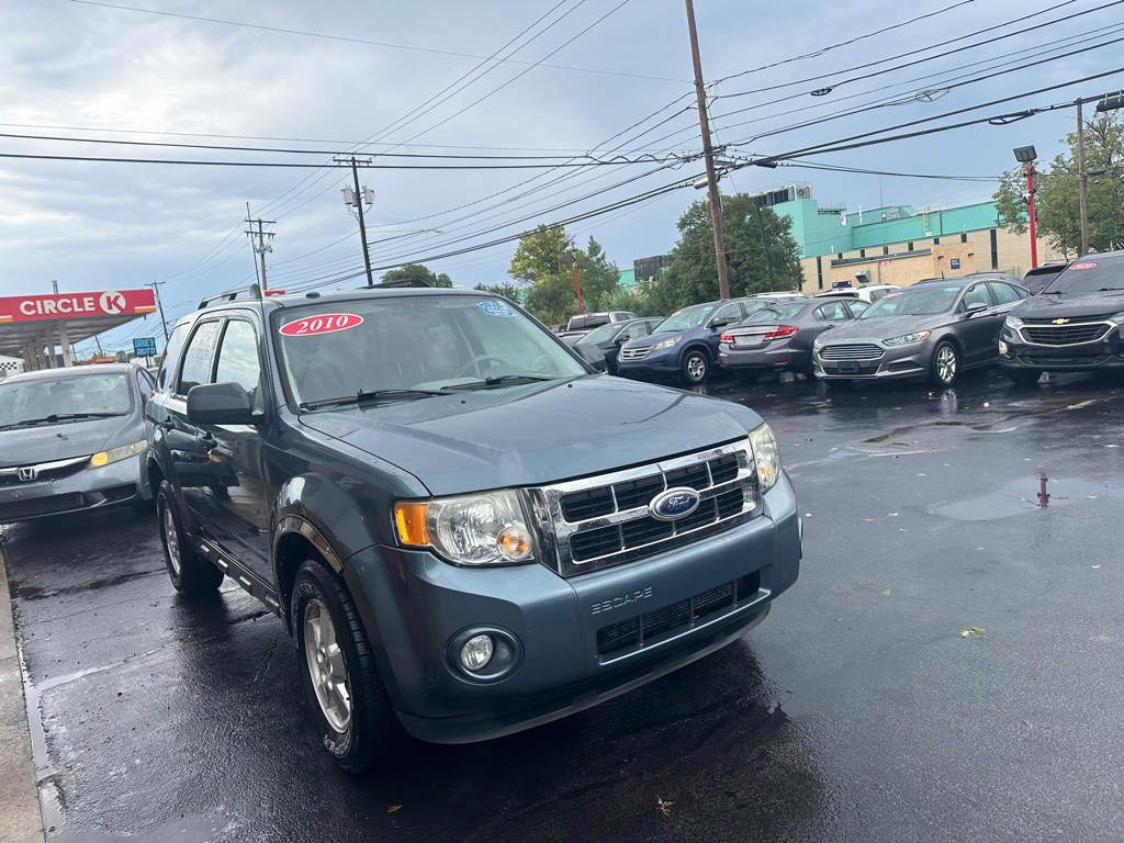 Photo 3 of this FORD ESCAPE