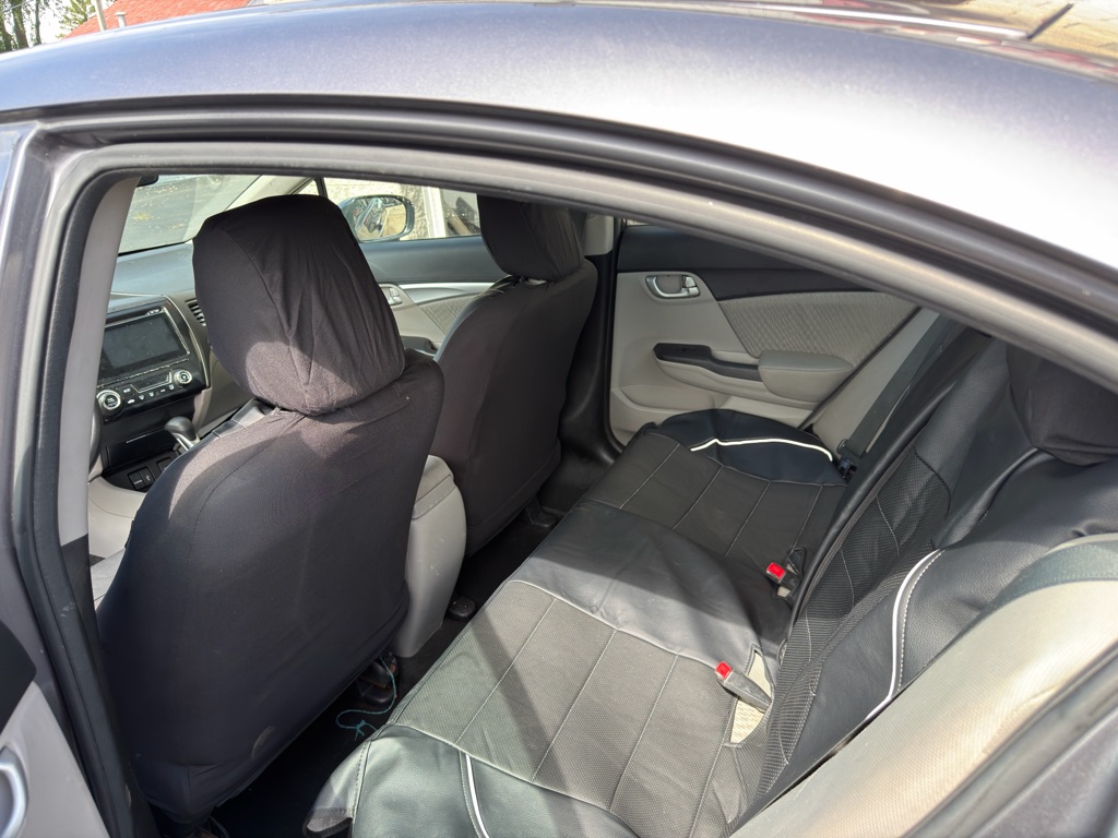 Photo 11 of this HONDA CIVIC