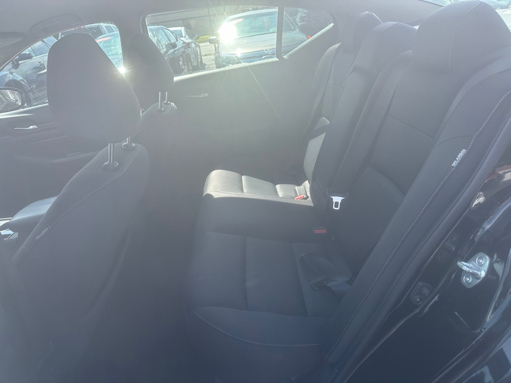 Photo 8 of this NISSAN ALTIMA