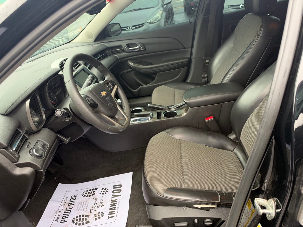 Photo 9 of this CHEVROLET MALIBU LIMITED