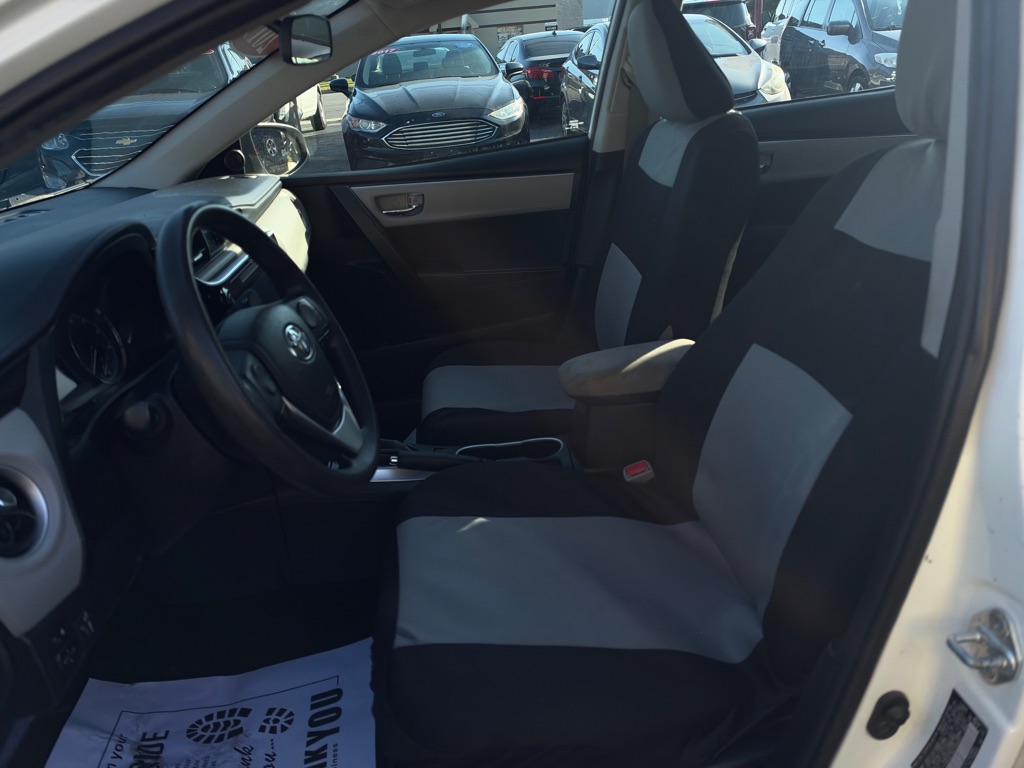 Photo 8 of this TOYOTA COROLLA
