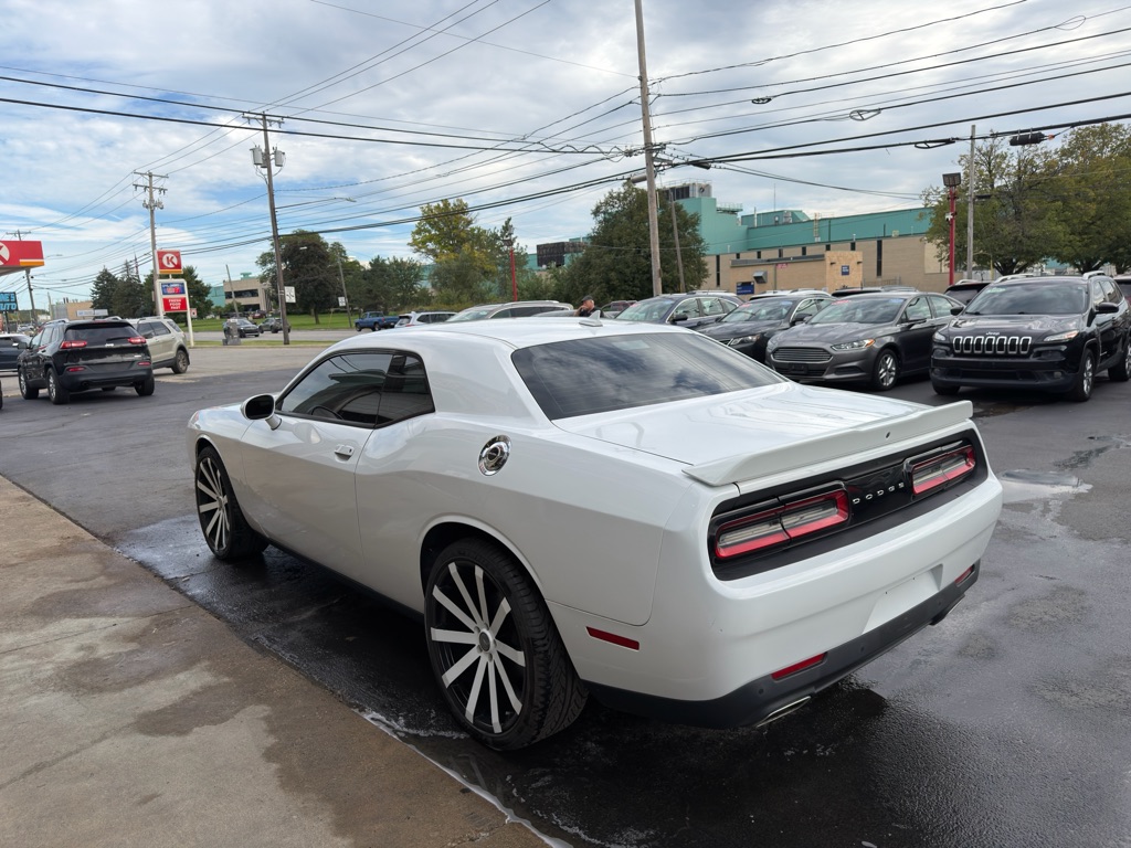 Photo 8 of this DODGE CHALLENGER