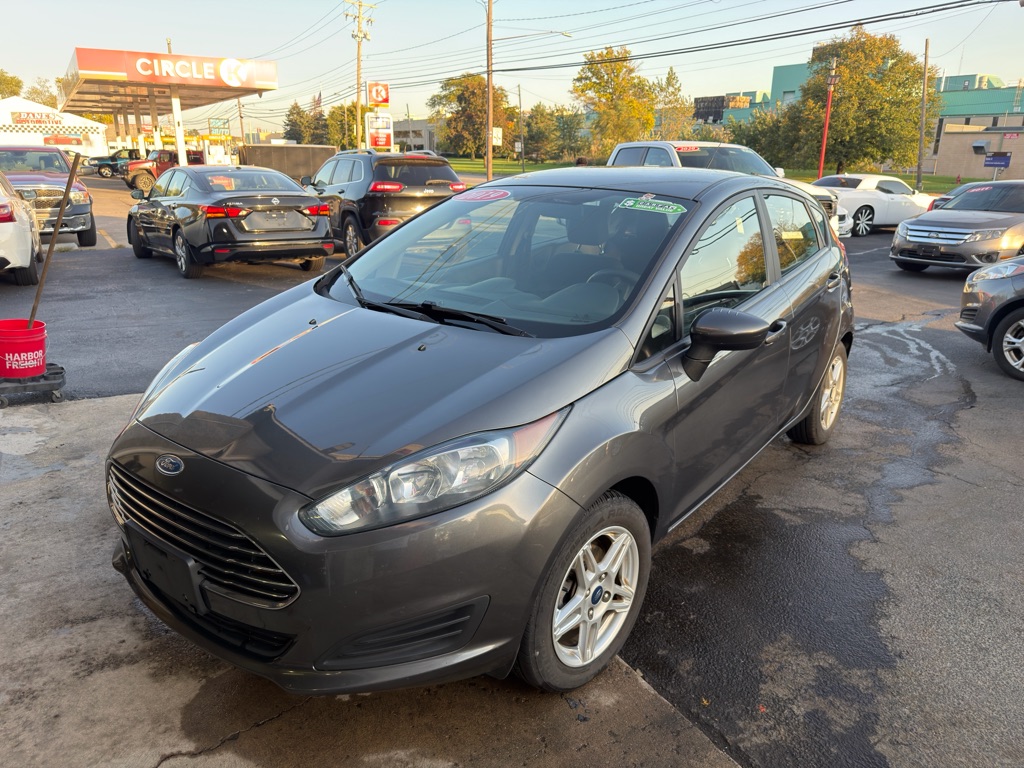 Photo 4 of this FORD FIESTA
