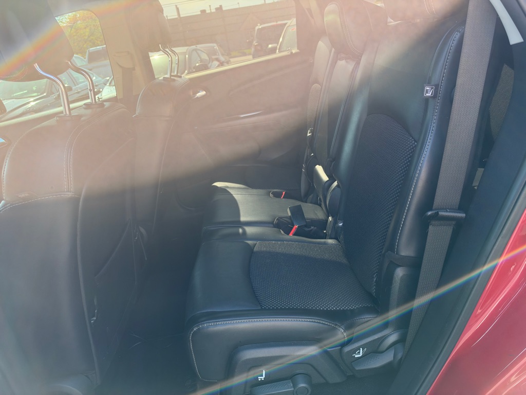 Photo 7 of this DODGE JOURNEY