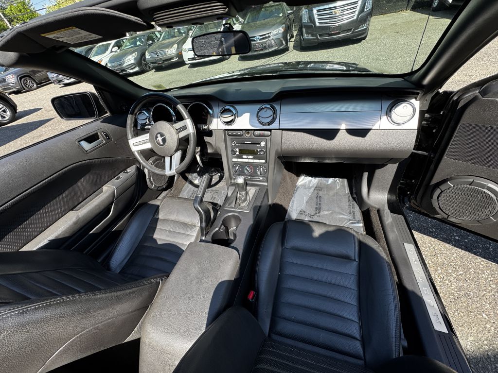2005 Ford Mustang GT, photo 19