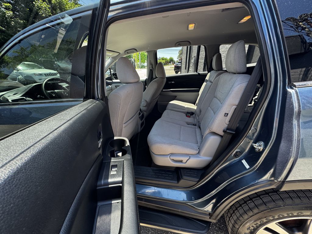 2016 Honda Pilot EX, photo 14