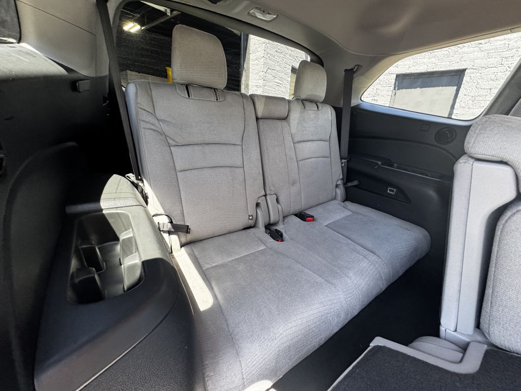 2016 Honda Pilot EX, photo 18