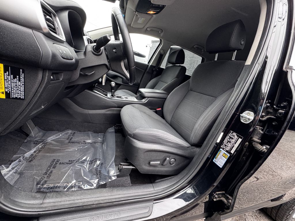 2018 Kia Sorento LX, photo 12