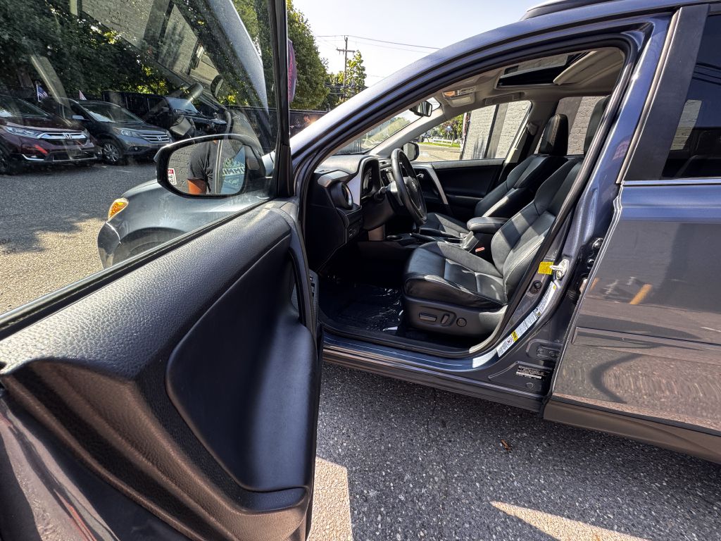 2013 Toyota RAV4 Limited, photo 10