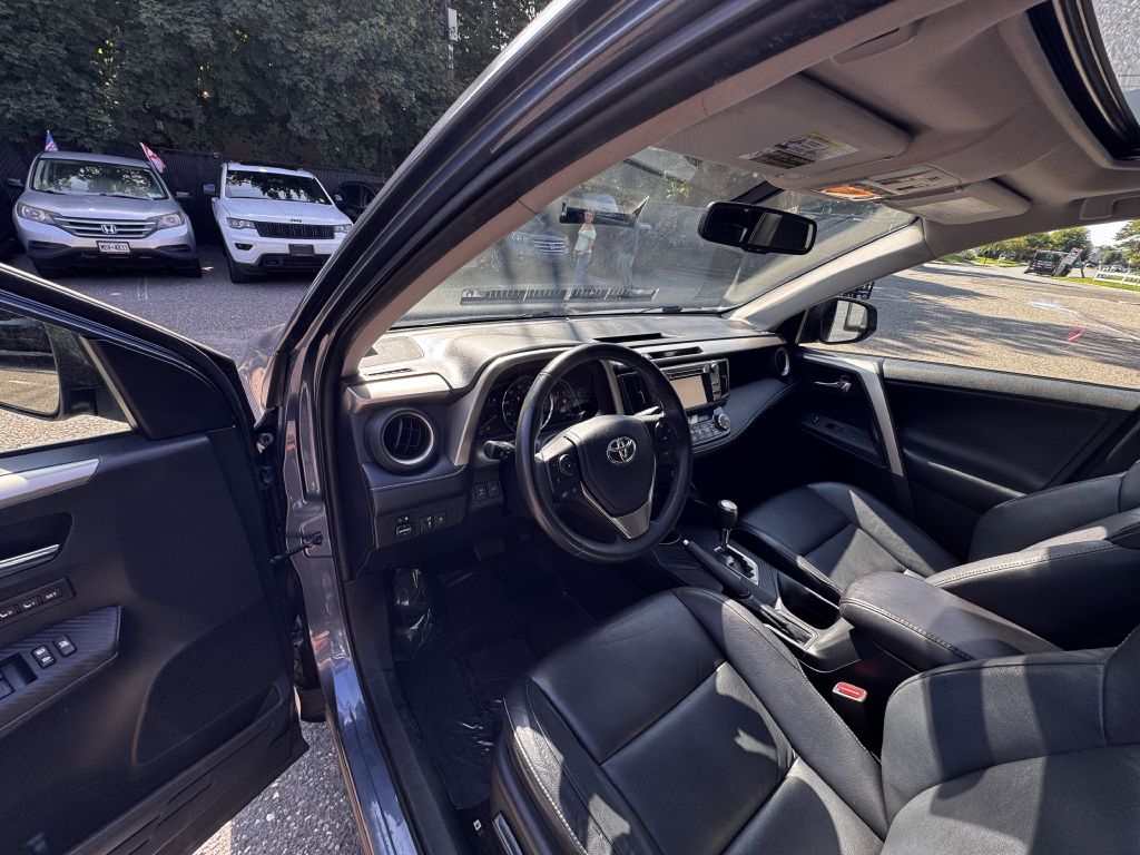 2013 Toyota RAV4 Limited, photo 12