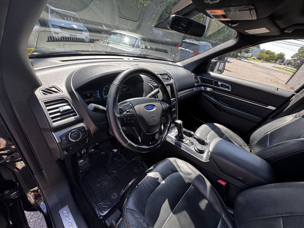 2017 Ford Explorer Limited, photo 12