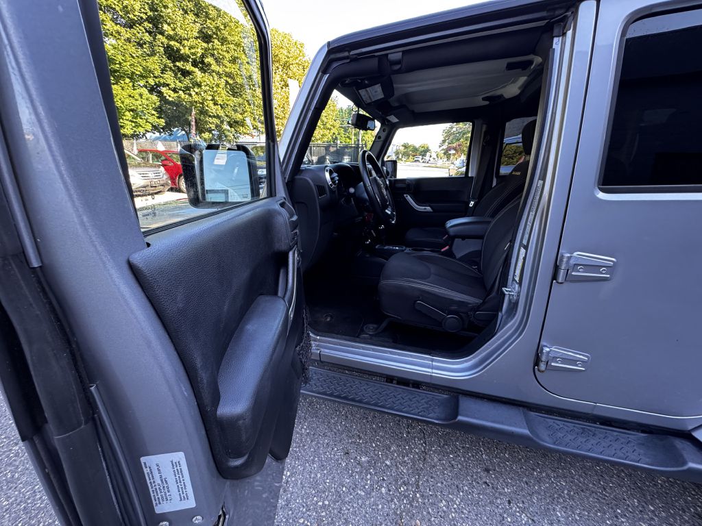 2015 Jeep Wrangler Unlimited Sahara, photo 8
