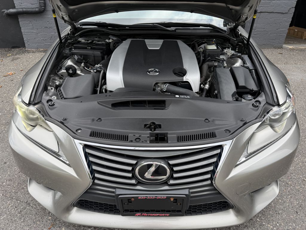 2016 Lexus IS 300, photo 9