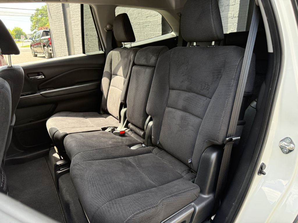 2018 Honda Pilot EX, photo 19