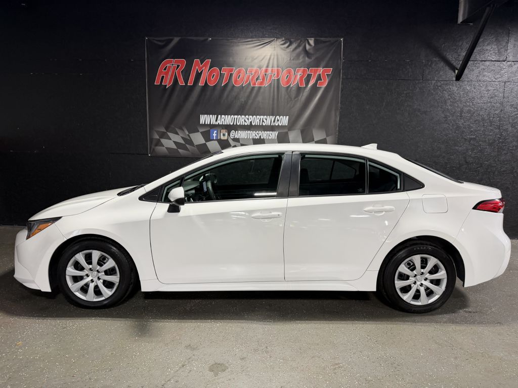 2023 Toyota Corolla LE, photo 2
