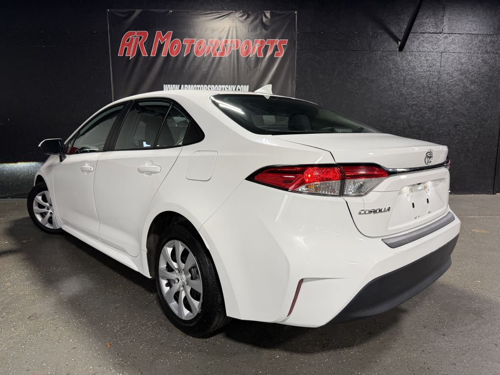 2023 Toyota Corolla LE, photo 3