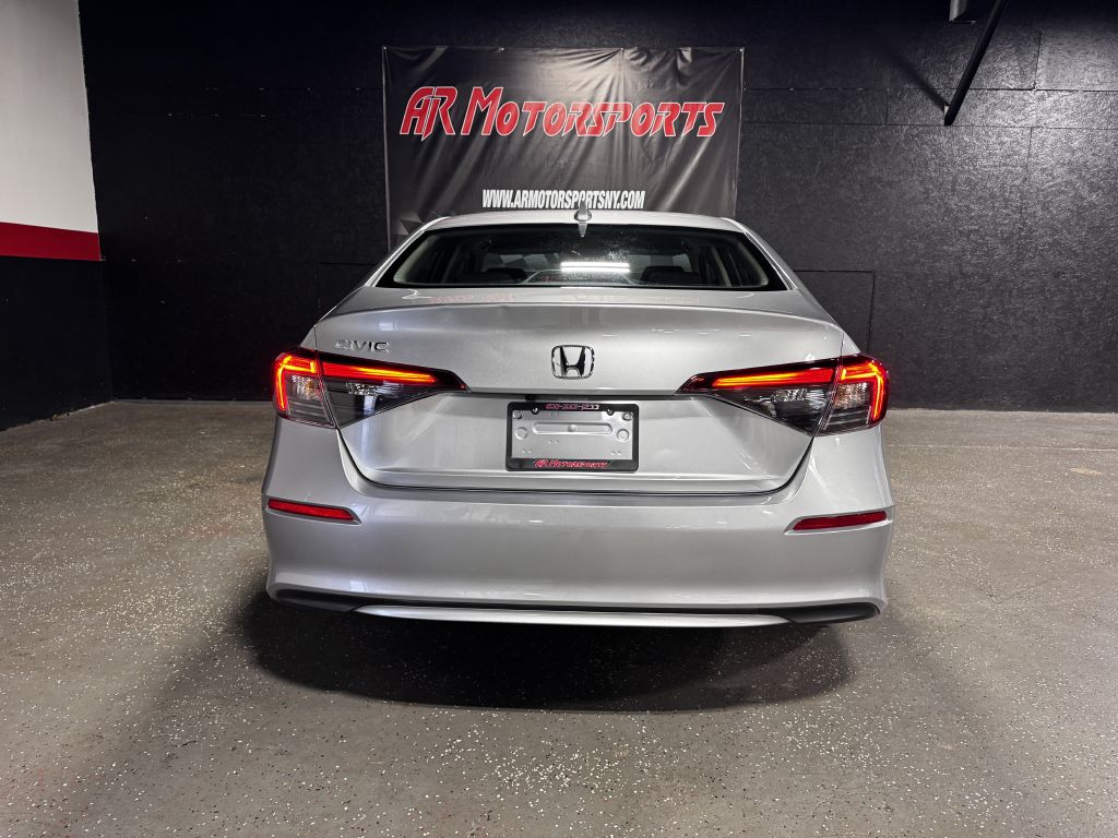 2025 Honda Civic LX, photo 5