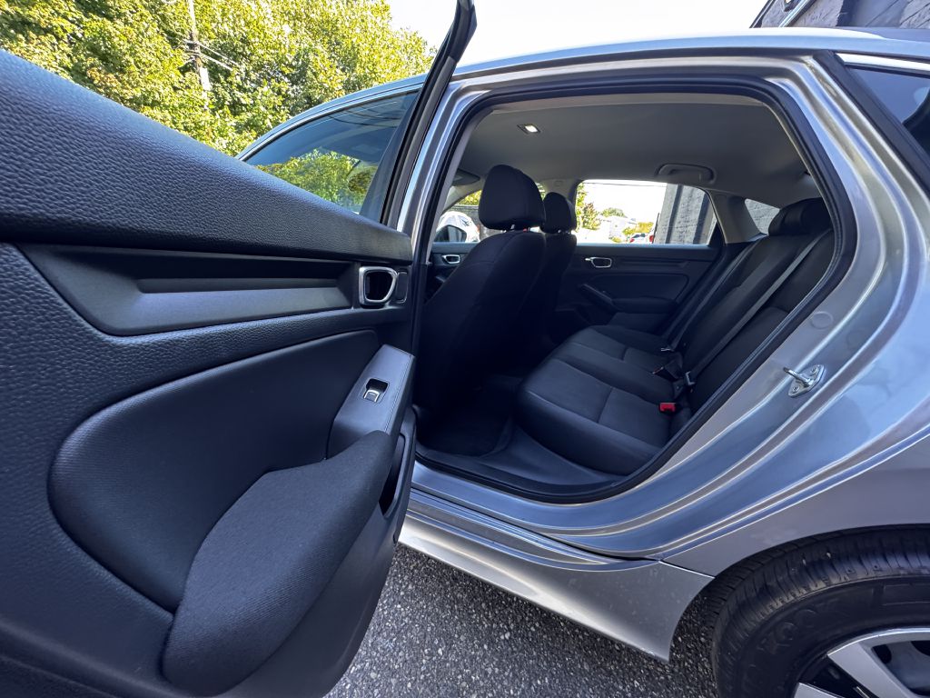 2025 Honda Civic LX, photo 9