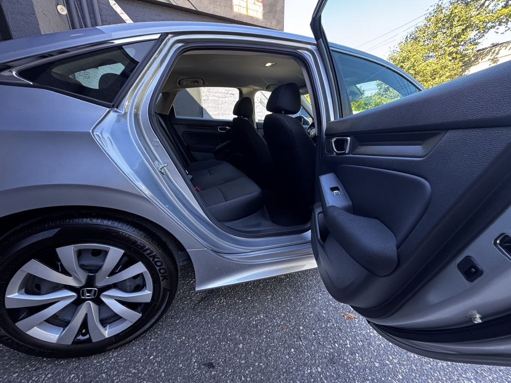 2025 Honda Civic LX, photo 11