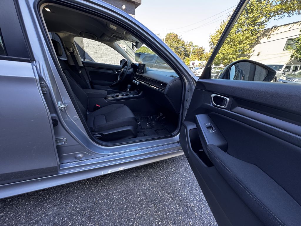 2025 Honda Civic LX, photo 12