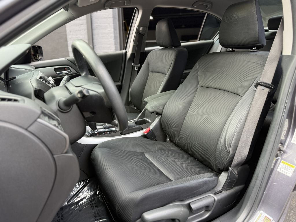 2014 Honda Accord LX, photo 12
