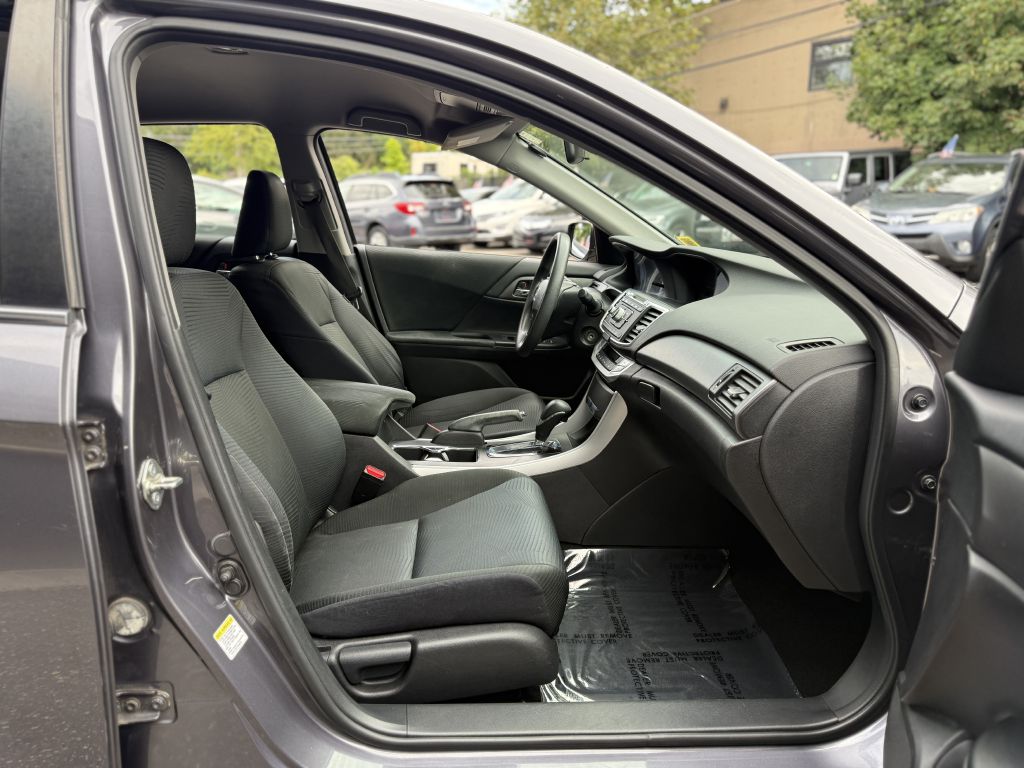 2014 Honda Accord LX, photo 14