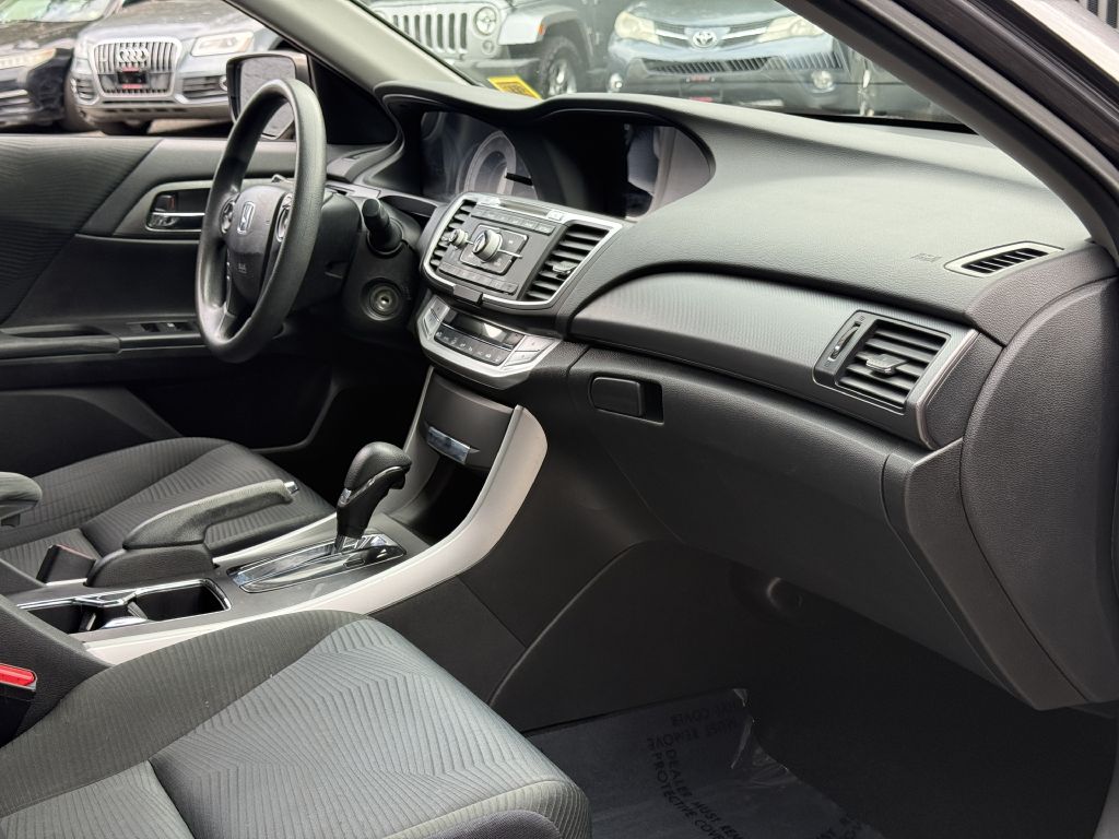 2014 Honda Accord LX, photo 16