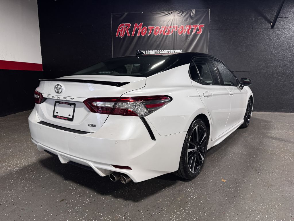2018 Toyota Camry XSE, foto 5