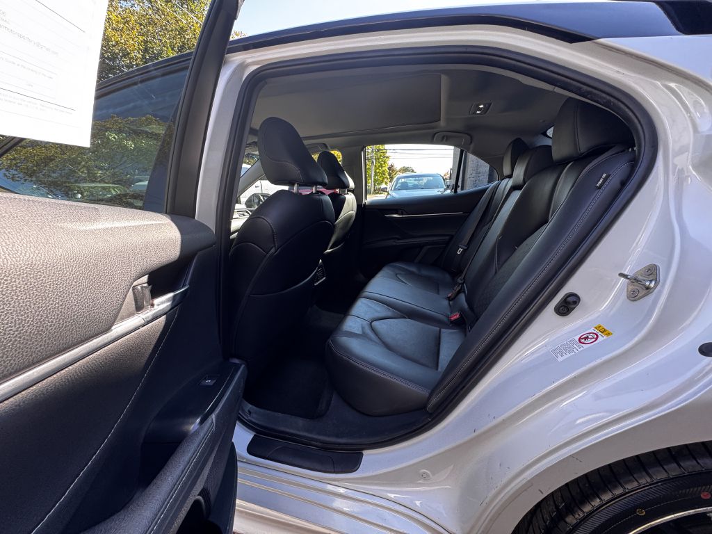 2018 Toyota Camry XSE, foto 13